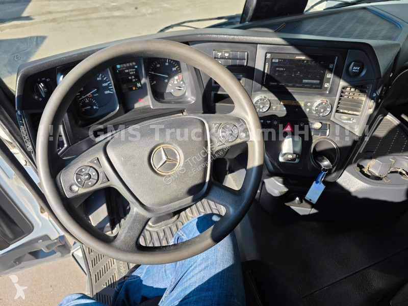 Kamion Mercedes 4145 / 8X4 / AHK / Meiller...