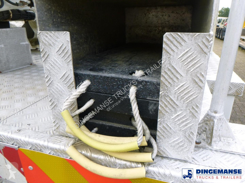 شاحنة Iveco 150E22 4x2 Euro 4 Manlift Comilev...