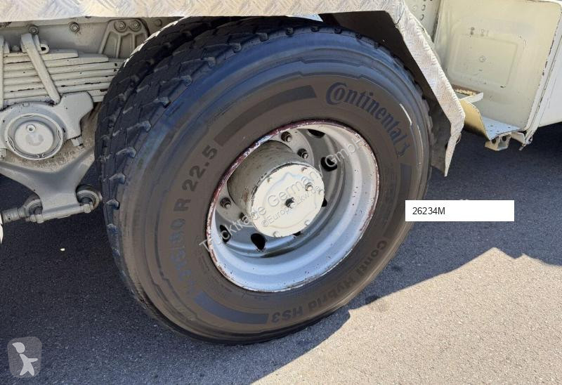 Iveco 300-30 AH truck