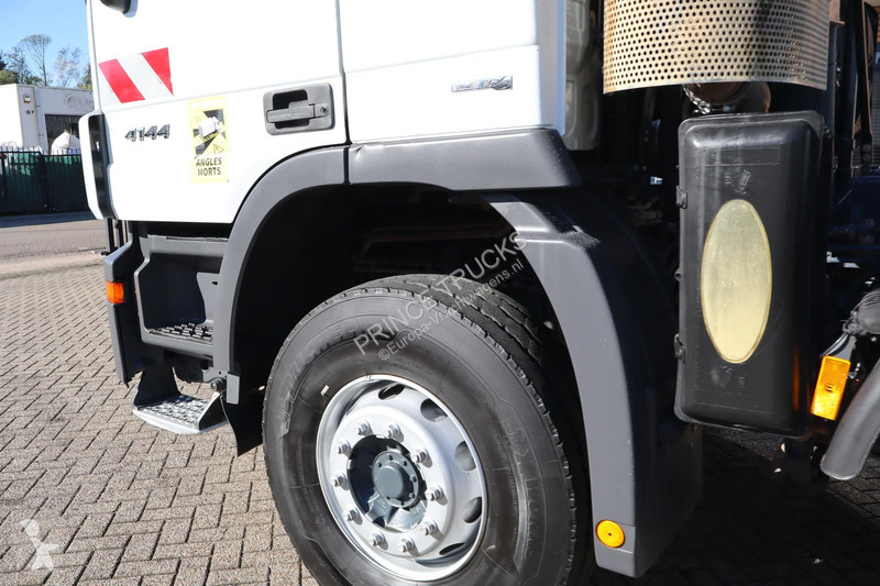 Mercedes 4144 * TIPPER * 8X4 * 3 PEDAL * EURO5...