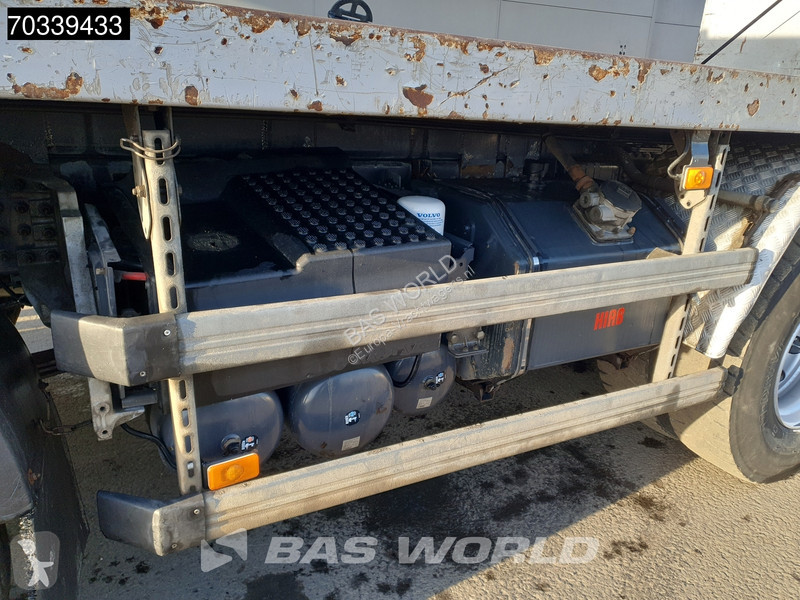 Kamion Volvo 460 8X4 HIAB 322EP-5 HIDUO Crane...