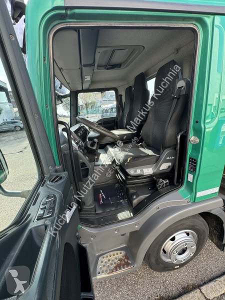 MAN 8.220 Dreiseitenkipper Meiller 2xAHK Klima...