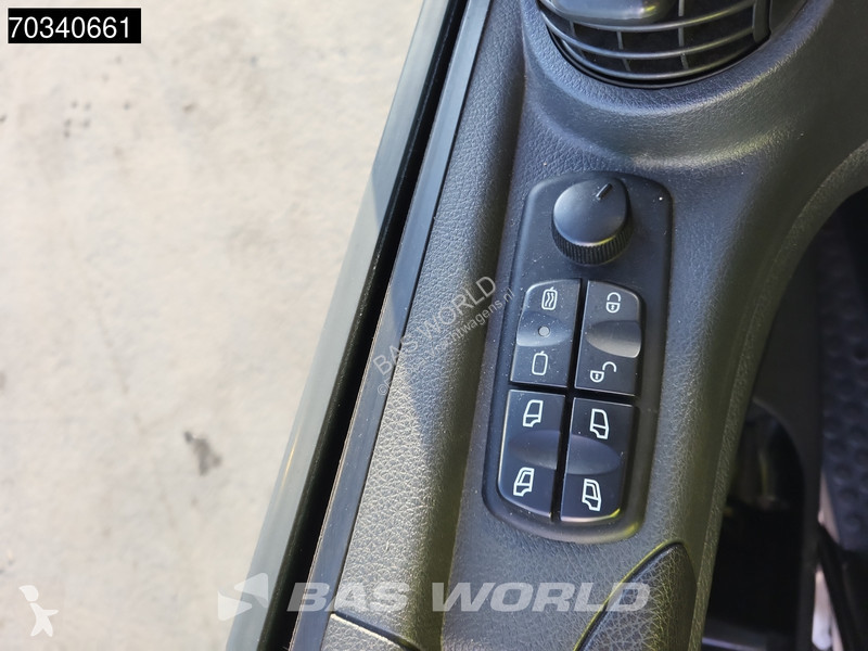 Vrachtwagen Mercedes 1224 4X2 12t NL-Truck APK...