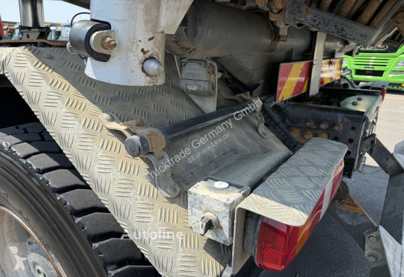 Kamion Mercedes 3243 8x4 Schwarzmüller /...