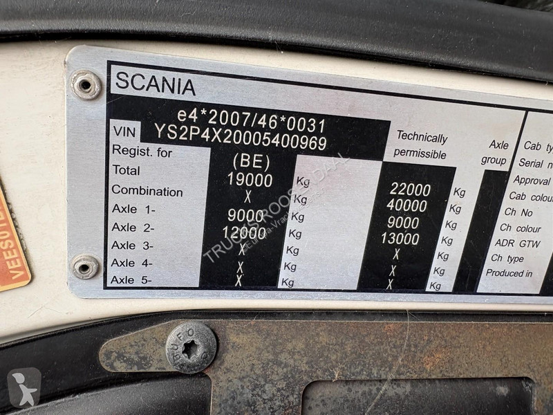 Lastbil Scania P 280 + DHOANDIA OADIFT 2500 KG...