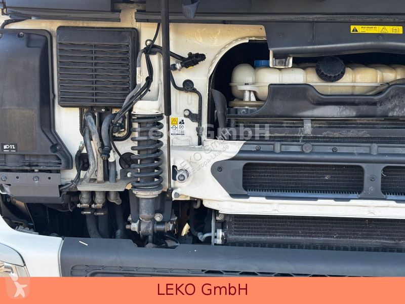 Teherautó Volvo 420 Liftachse