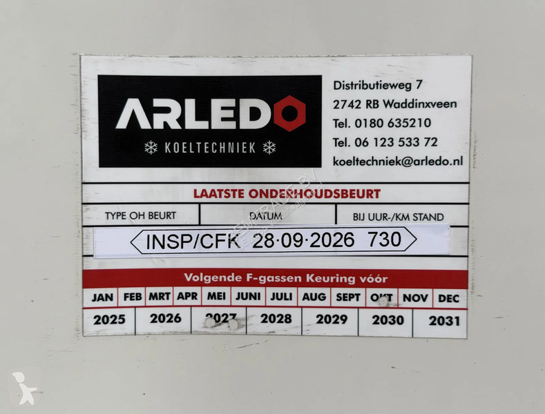 شاحنة Mercedes 2842 EURO 6 ISOLATED BOX CARRIER...