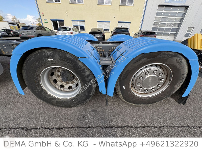 Vrachtwagen Scania R...