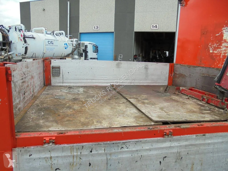 Kamion Volvo 220 + Manual + HMF 150 crane