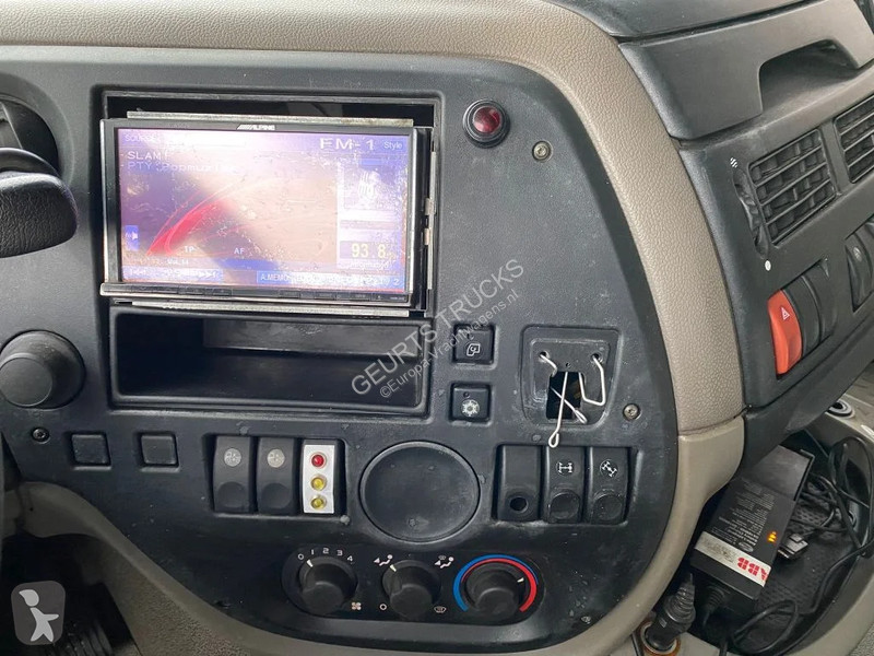 Camion DAF 10X4 + FASSI F1500AXP.28...