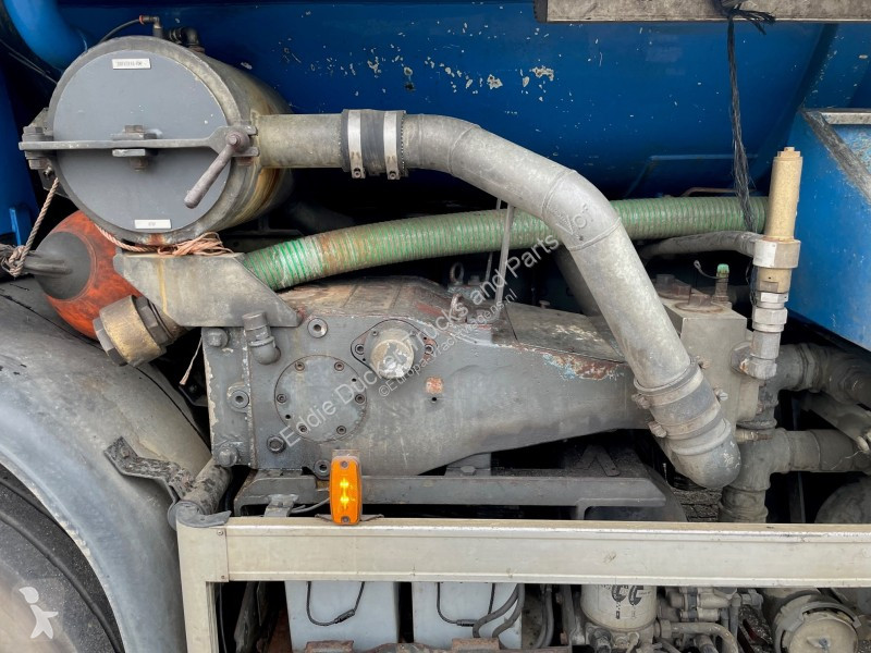 Camião Mercedes ACTROS 4140 8X4 EURO 3 / VACUUM