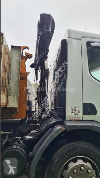 Kamion Renault 6x2 essieu relevable 320 benne...