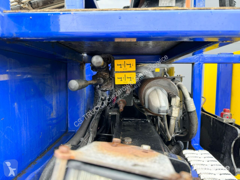 Camion Iveco HIAB XS 099 HIDUO