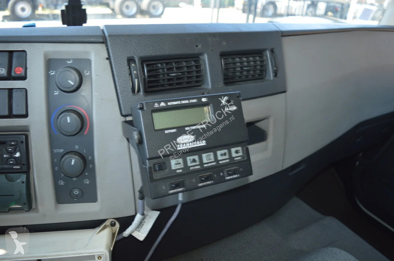 Vrachtwagen Volvo FE 260 * EURO5 * CARRIER...