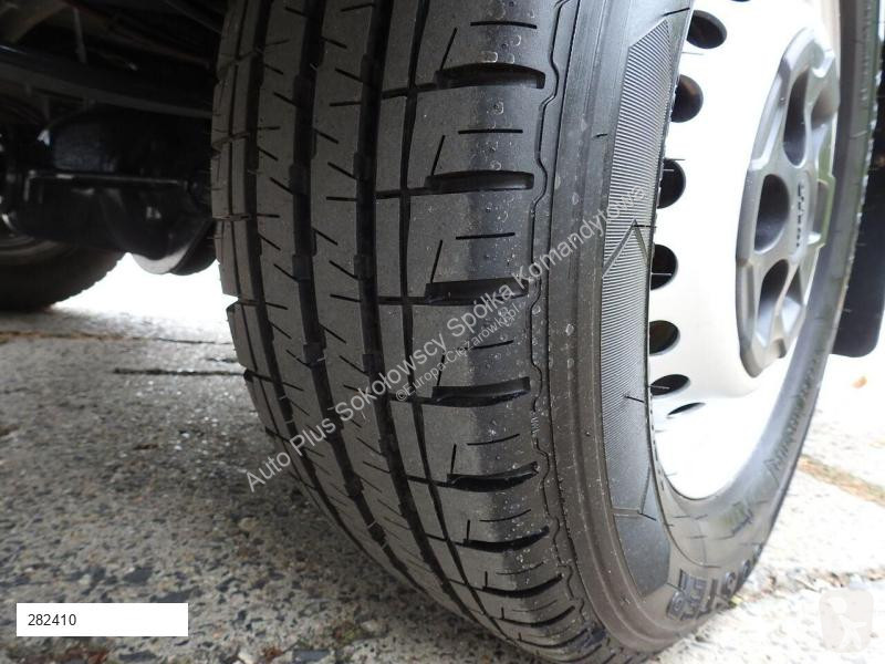 Veicolo commerciale Iveco DAILY 35S18 PLANDEKA...