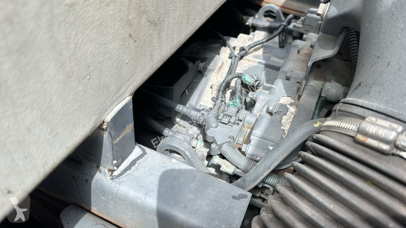 Camion Volvo FL 260 (LIFT 2000 KG / PERFECT...