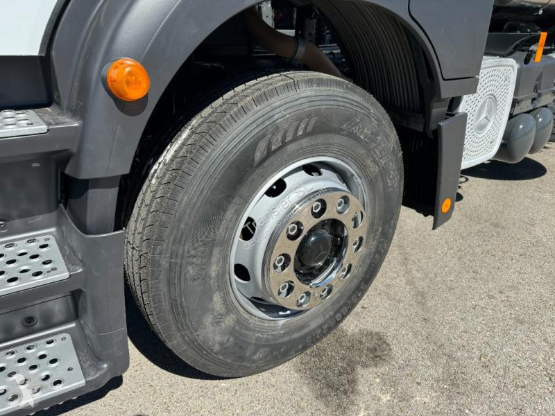 Kamion Mercedes 2528 L