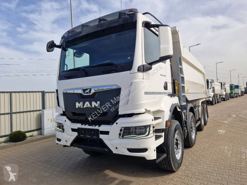 Camion MAN TGS 8x4 kipper