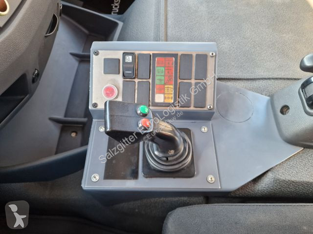 Kamion Mercedes amag WBH25