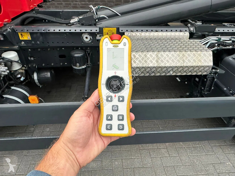 Kamion MAN 26.520 6X4H-4 BL NEW MODEL + MEILLER...