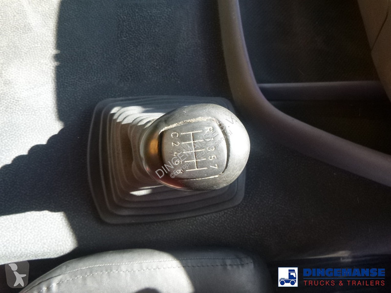 Lastbil Mercedes 3236 8x4 RHD vacuum tank