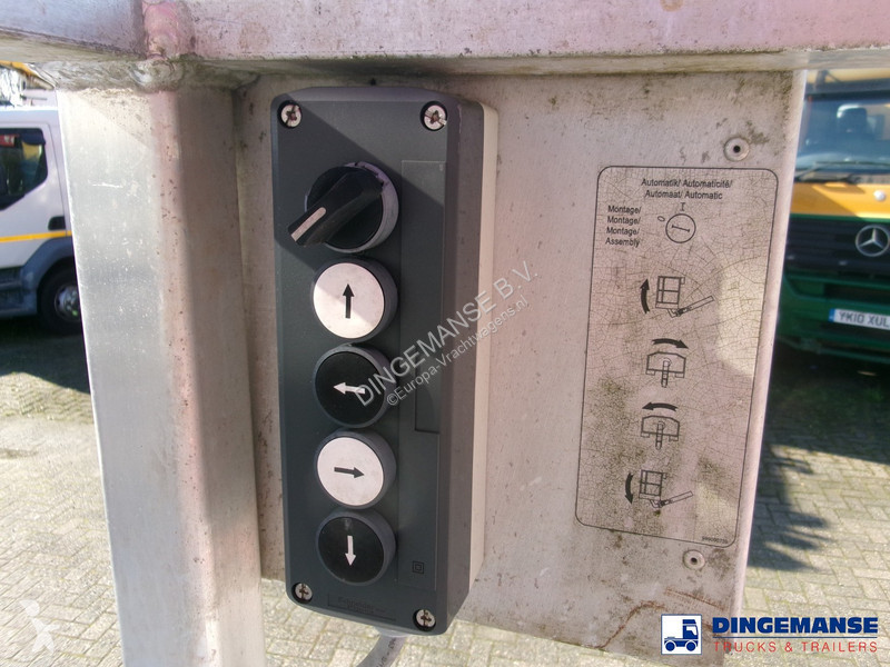 Kamion Mercedes 816 4x2 Bocker AK 32/1500 SPS...