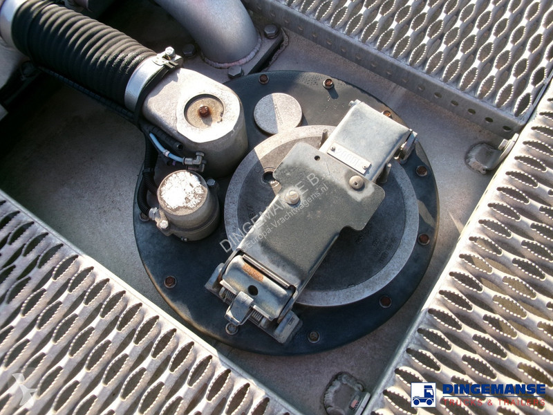 Kamion Renault 300 6x2 fuel tank 19 m3 / 5 comp...