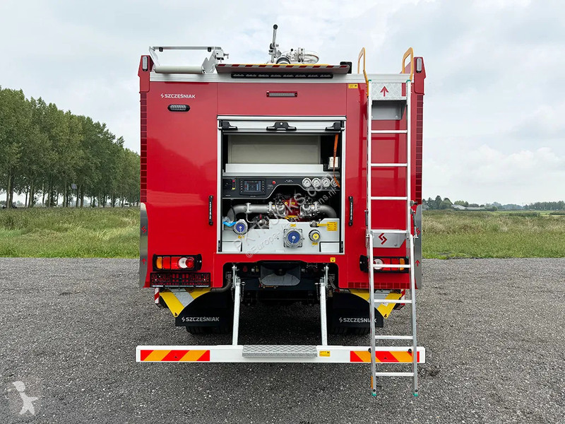 Camion Renault D16 Fire Fighter Truck (7 units)