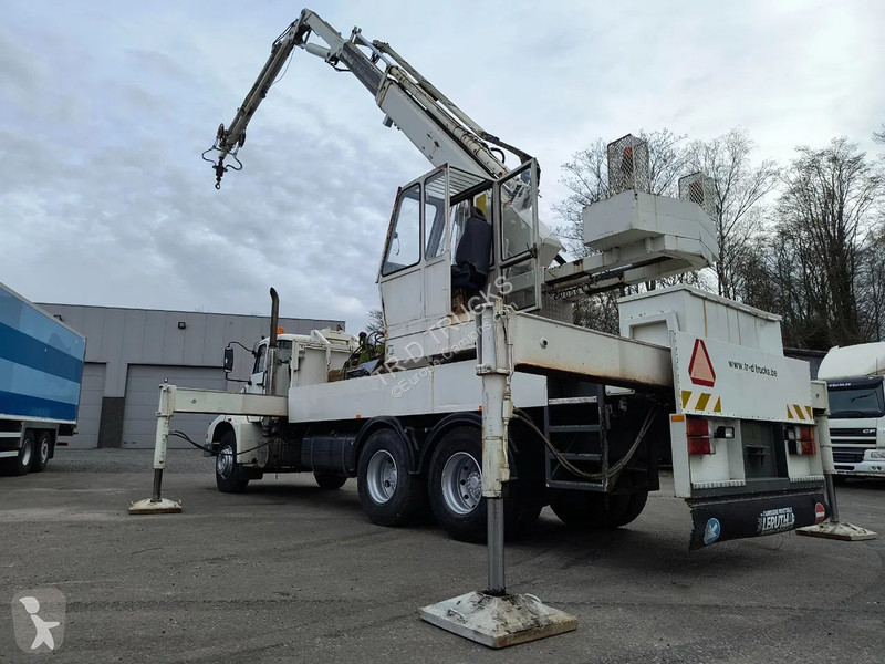 Macara Volvo NL12 420 6x4 CRANE 60T/M - VIDEOS...