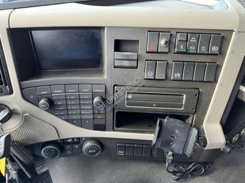Camión Volvo 8X4 + STETTER 9 M3 MIXER/MISCHER +...