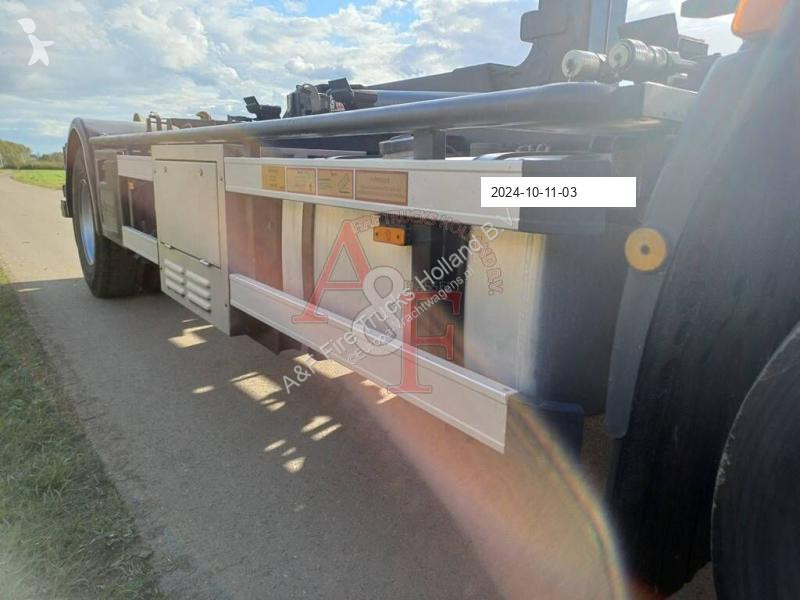 Camion Iveco 180E 27 4x2 14 Ton Leebur Haakarm,...