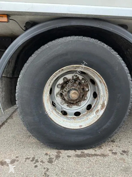 Kamion Scania 230 Fleisch Rohrbahnen