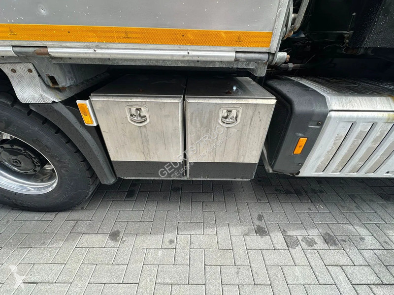 Camion Mercedes 3351 963-2-E 6X4 KIPPER /...