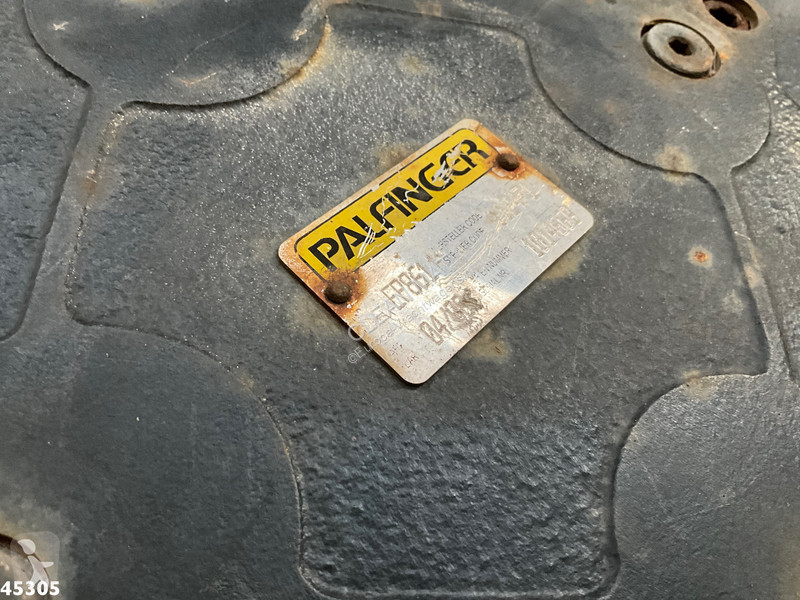 Camion Scania 8x2 manual Palfinger 85 Tonmeter...