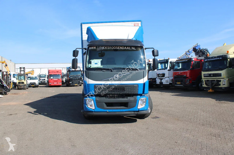 Vrachtwagen Volvo 280 + EURO 6 + LIFT + PERFECT...