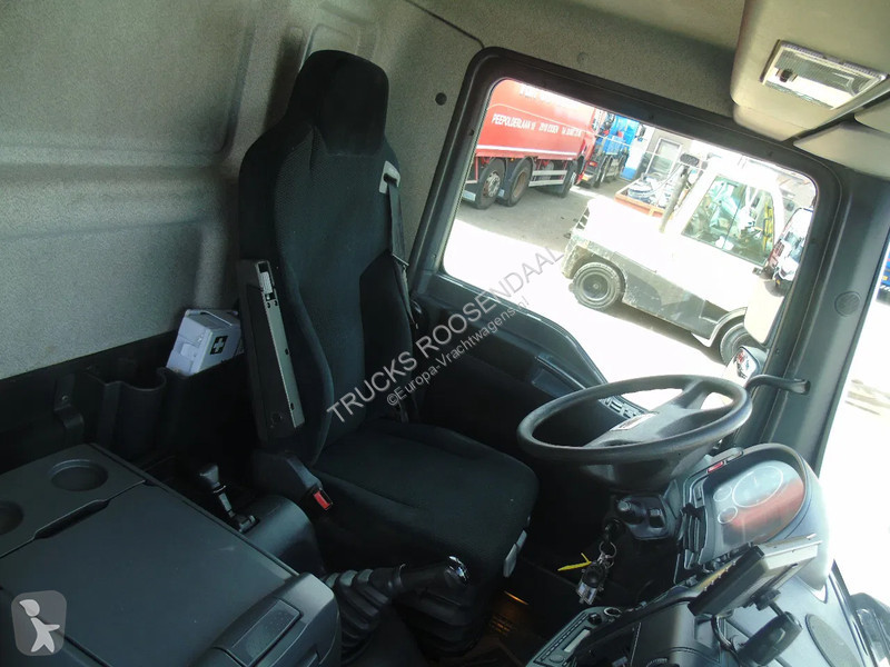 Kamion MAN 15.250 + MANUAL + EURO 5 + LIFT