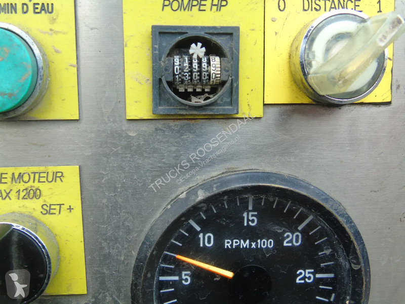 Kamion Volvo FM 420 + STOKOTA ECOTA 10.500LITER...