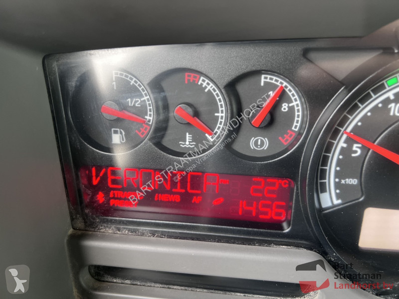 Camion Renault PREMIUM LANDER 380.26 6X2 EL 2M...