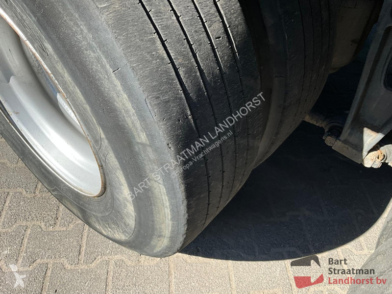Camion MAN 35.360 8x4 Euro 4 Handgeschakeld met...