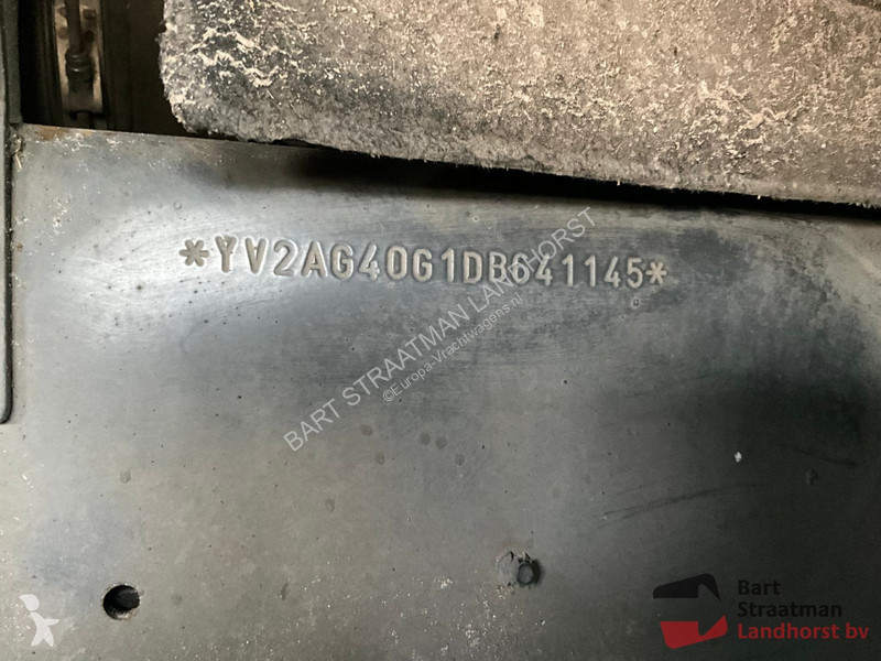 Kamion Volvo 10X4R Euro 5 met 30T HTS Kabel...