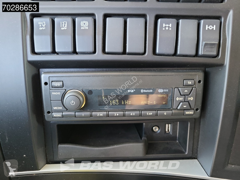 Kamion Renault D 280 4X2 16tonner Supra 850Mt...