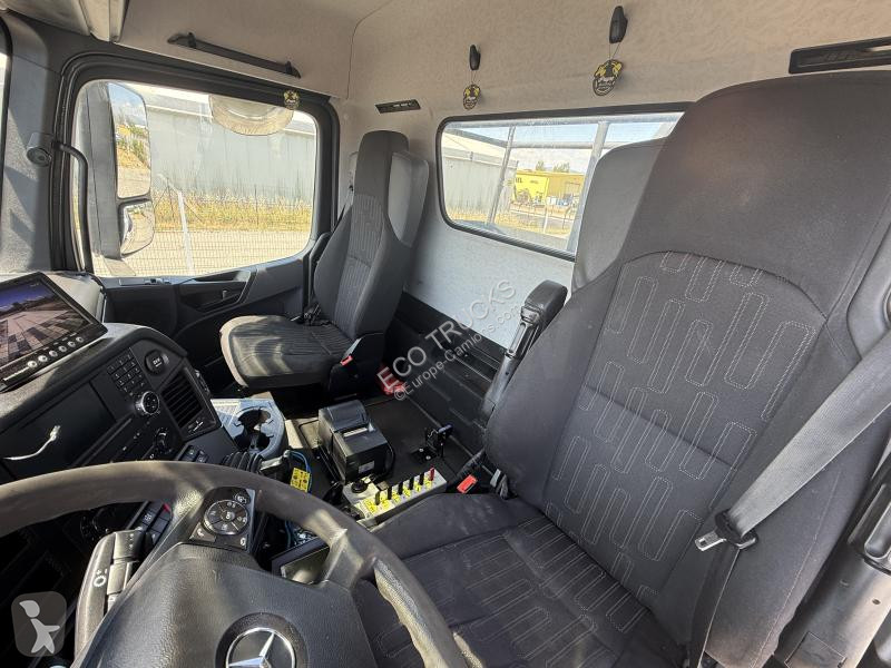 Camion Mercedes 2645