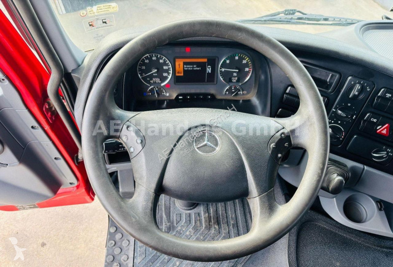 Kamion Mercedes 3244