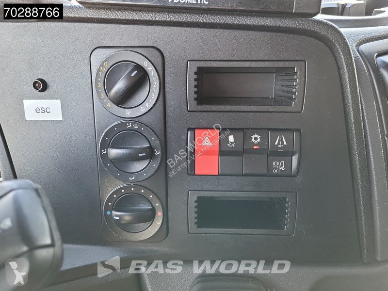 Kamion Mercedes 1221 4X2 Ladebordwand Euro 6