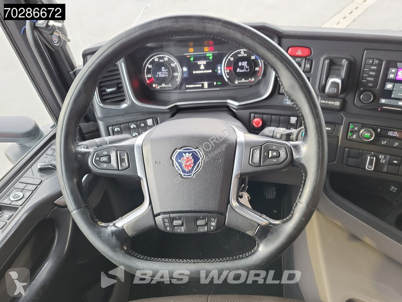 Camion Scania 500  8X4 15m3 Istrail Tipper...