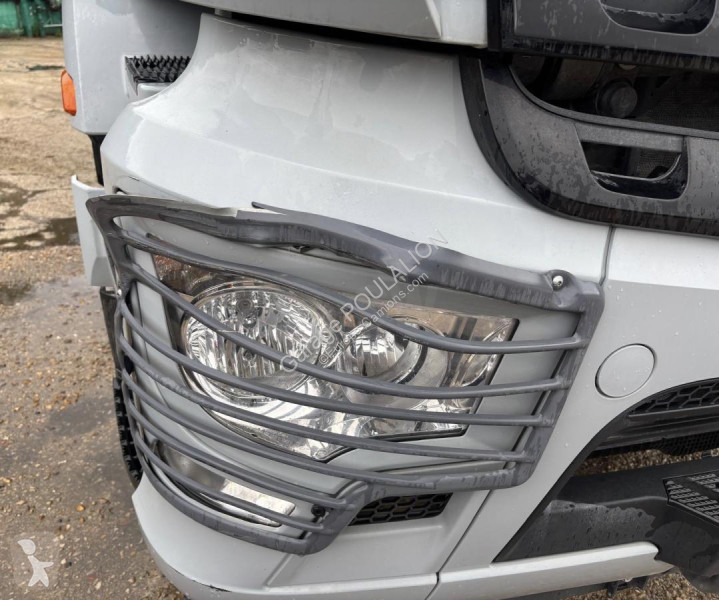 Kamion Mercedes 8x4 AVEC GRUE HIABX-325HIPRO...