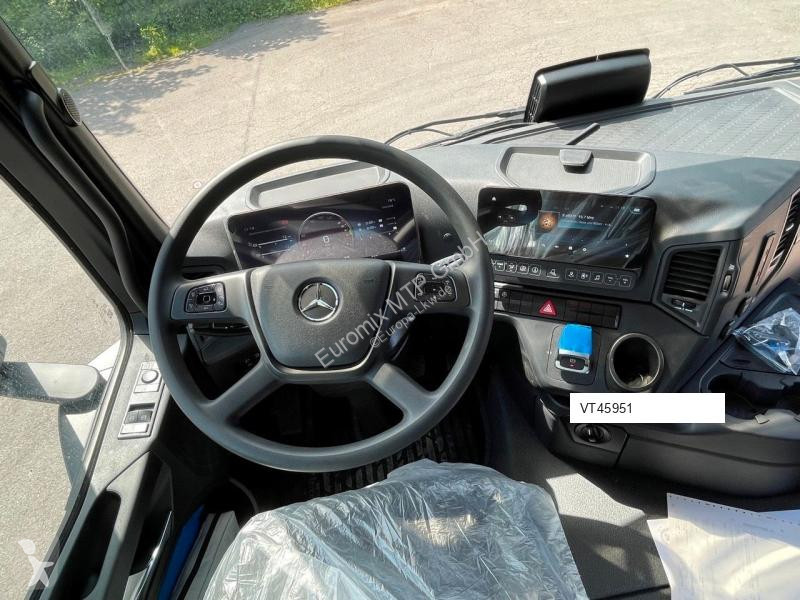 Kamion Mercedes 4145 Euromix EMT