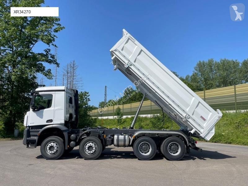 Kamion Mercedes EMK-3