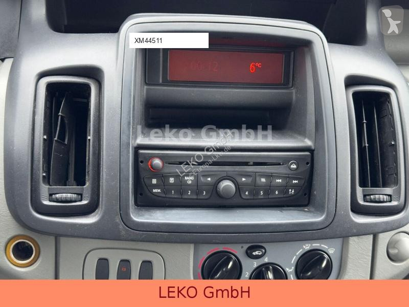 Lastbil Fiat Trafic Mit Carrier Xarios 600