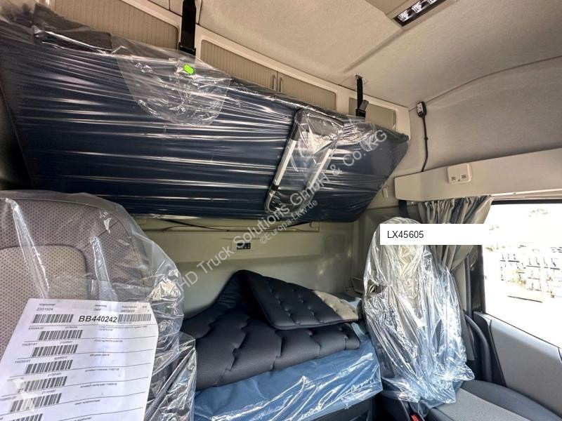 Kamion Volvo X-HIPRO 548 E 8